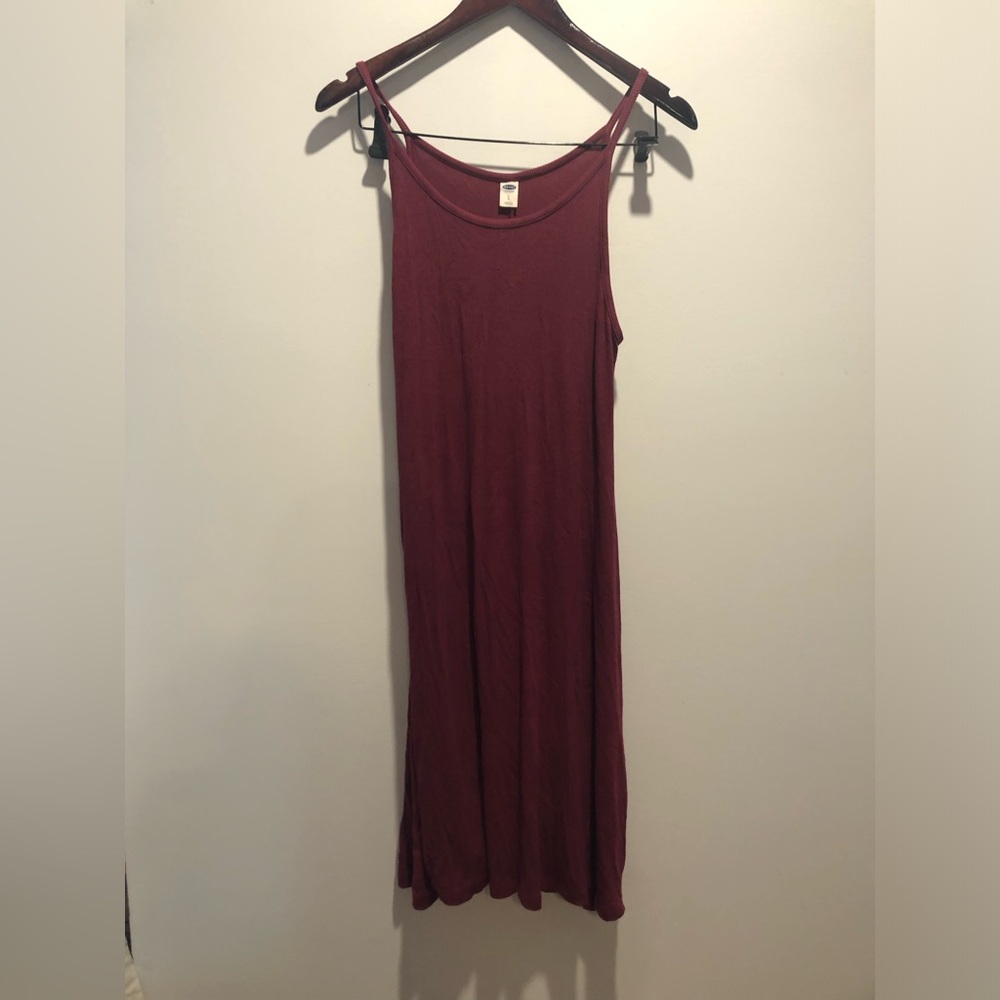 Old Navy Burgundy Sleeveless Maxi Dress